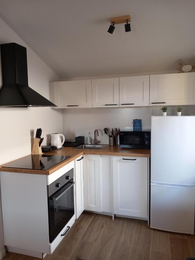 Apartmani Luni Premantura Zewnętrze zdjęcie